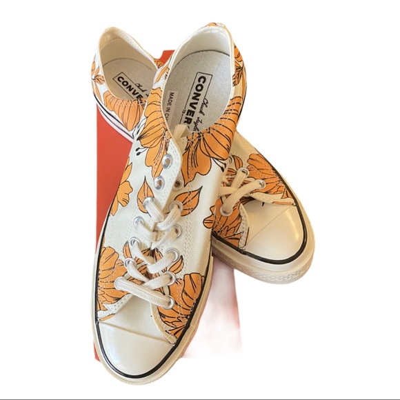 Converse Shoes - Converse Chuck 70 Vintage Floral Low Tops 10.5